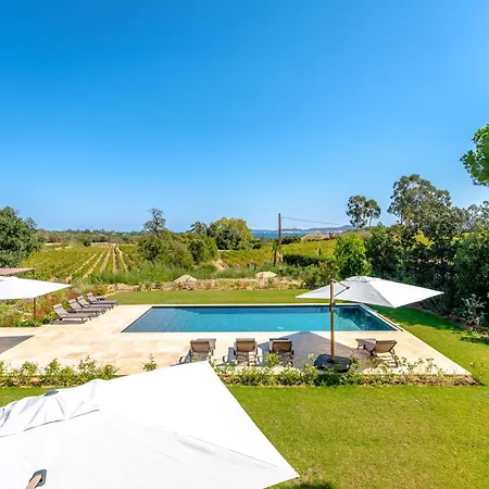 Bagatelle Villa *